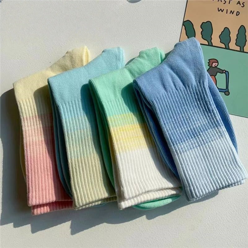 Internet Celebrity Inspired Japanese Women's Mid-Calf Socks Gradient Color Cotton Knitted Sports Socks for Spring Autumn