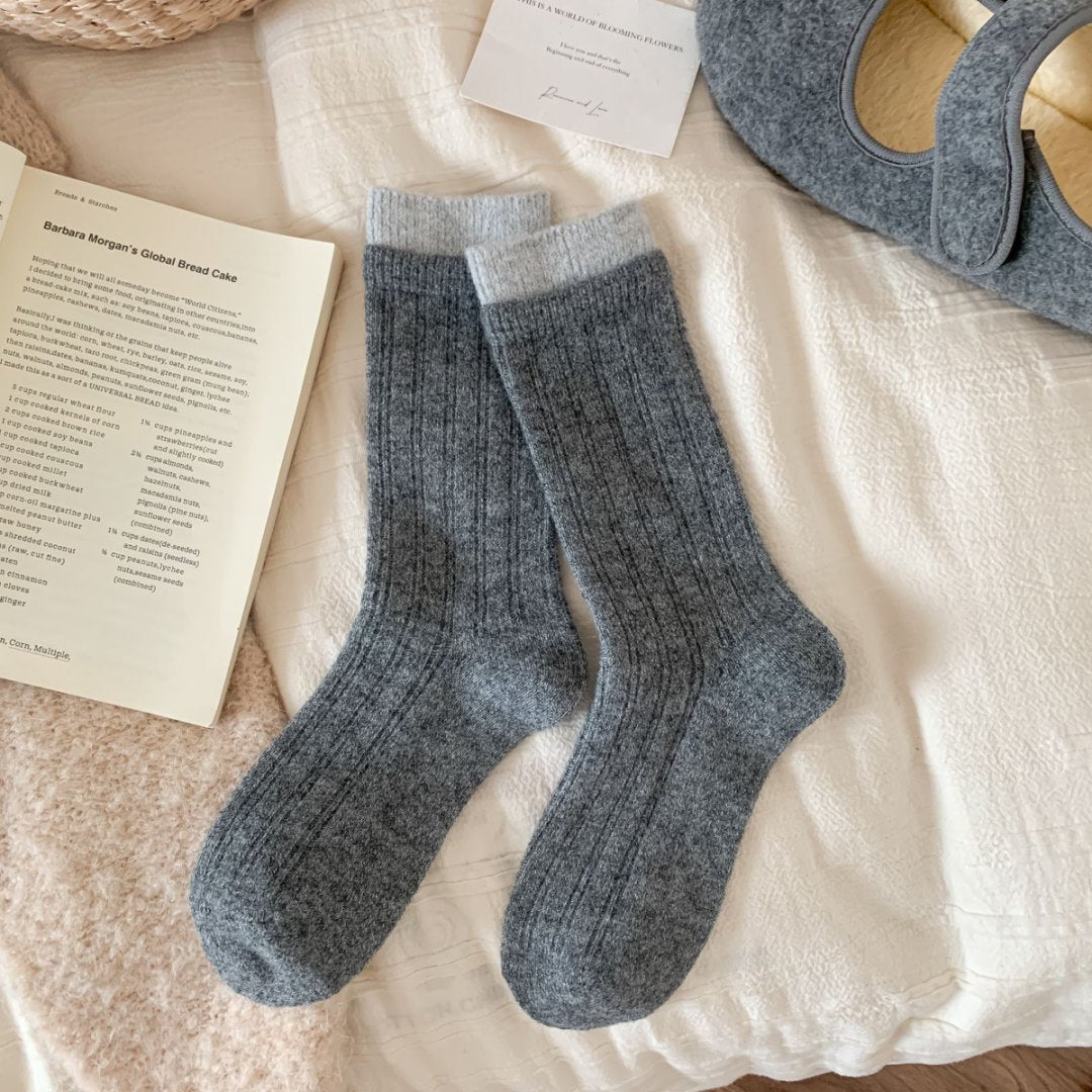 Women's Thick Wool Slouch Socks Fall Winter Breathable Seamless Crew Color-Block Double Ribbed Versatile Design