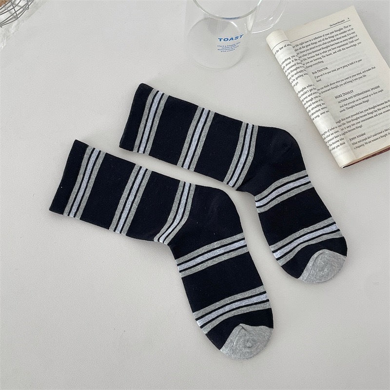 Cute Funky Knitted Crew Socks Unique Vivid Colorful Pattern Funny Novelty Fashion Socks